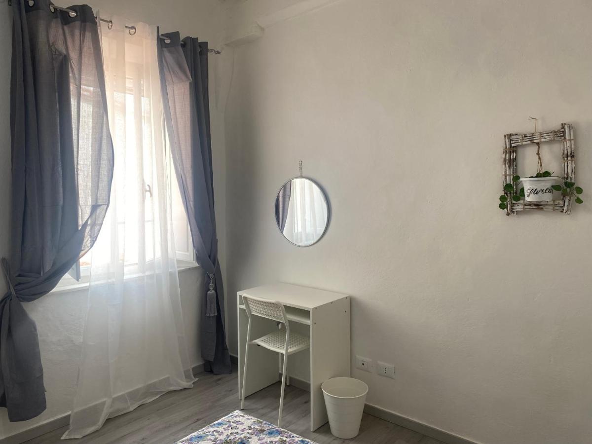 La Petite Maison Usigliano Экстерьер фото