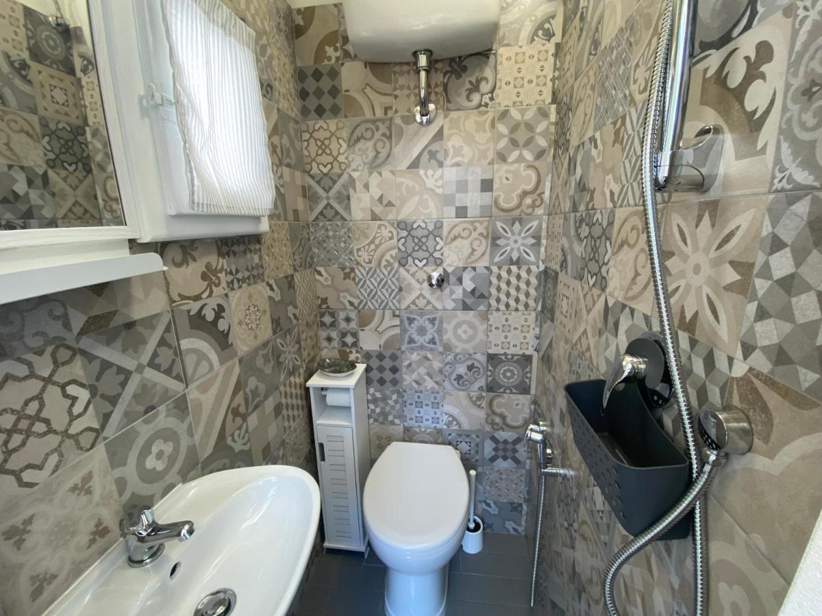 La Petite Maison Usigliano Экстерьер фото