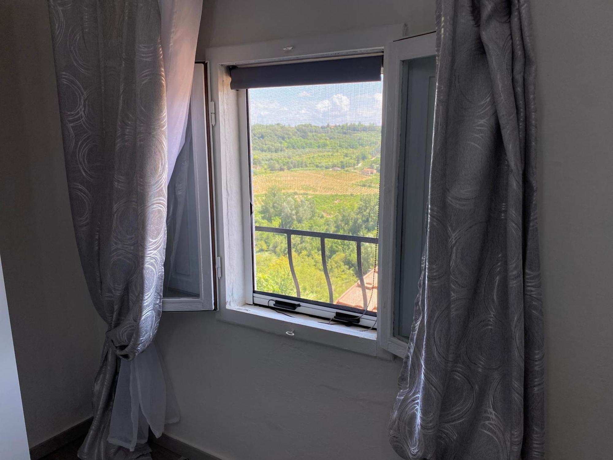 La Petite Maison Usigliano Экстерьер фото